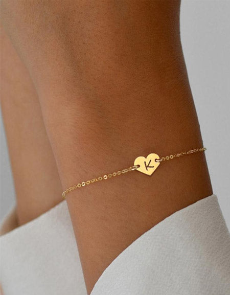 Load image into Gallery viewer, Charmingly Yours: Personalized Elegance with Alphabet Heart Bracelet Zydropshipping
