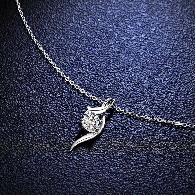 925 Sterling Silver Classic Four-Claw 1 Karat Diamond Necklace